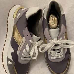 Michael Kors Sneakers  WHITE/GRAY/GOLD colors.